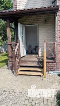Дом 100м², 2-этажный, участок 8 сот.  