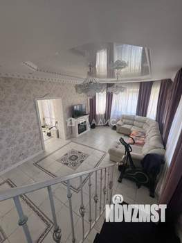Дача 200м², 2-этажный, участок 4 сот.  