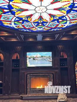 Дом 6961м&sup2;, 3-этажный, участок 213 сот.  