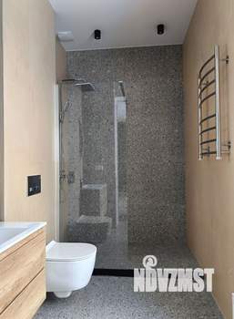 Дом 180м², 2-этажный, участок 8 сот.  