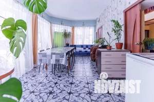 Коттедж 430м², 3-этажный, участок 9 сот.  