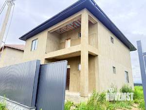 Коттедж 240м², 2-этажный, участок 6 сот.  