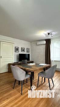 Дом 140м², 2-этажный, участок 6 сот.  