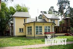 Коттедж 430м², 3-этажный, участок 9 сот.  