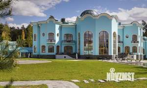 Дом 6961м², 3-этажный, участок 213 сот.  