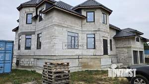 Дом 720м², 2-этажный, участок 8 сот.  