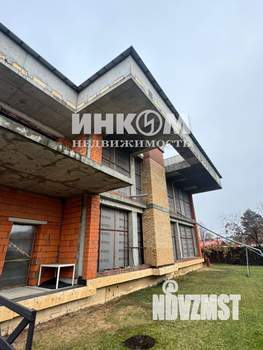 Дом 727м², 2-этажный, участок 20 сот.  