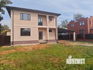 Дом 204м², 2-этажный, участок 6 сот.  