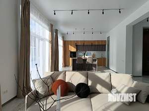Дом 180м², 2-этажный, участок 8 сот.  