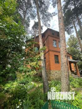 Дом 750м², 3-этажный, участок 10 сот.  