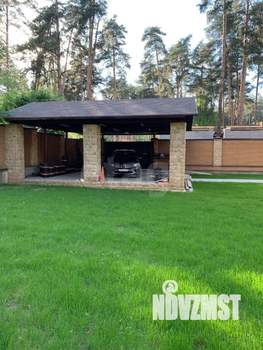 Дом 474м&sup2;, 2-этажный, участок 14 сот.  