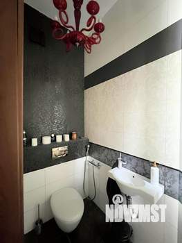 Коттедж 400м², 2-этажный, участок 16 сот.  