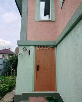 Дом 266м², 3-этажный, участок 4 сот.  