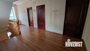 Дом 520м², 3-этажный, участок 13 сот.  