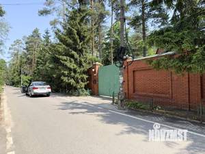 Дом 1500м², 3-этажный, участок 67 сот.  