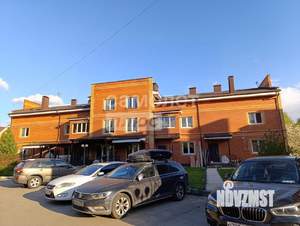 Таунхаус 170м&sup2;, 3-этажный, участок 1 сот.  