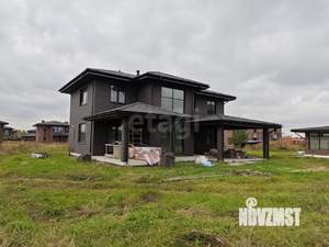 Дом 251м&sup2;, 2-этажный, участок 11 сот.  