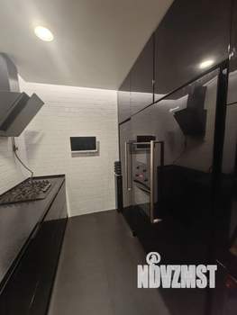 Дом 180м&sup2;, 4-этажный, участок 2 сот.  