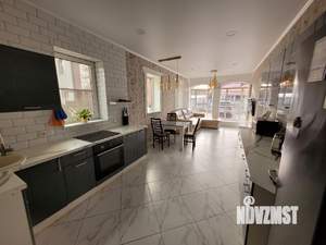 Коттедж 180м², 2-этажный, участок 9 сот.  