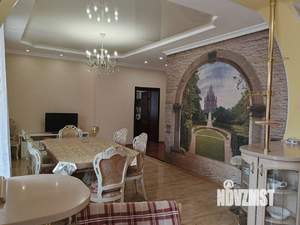 Дом 370м², 2-этажный, участок 13 сот.  