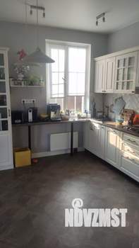 Дом 180м², 2-этажный, участок 11 сот.  