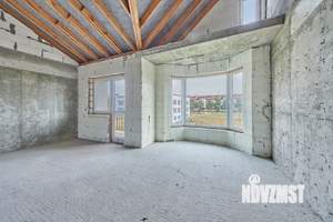 Таунхаус 267м², 3-этажный, участок 5 сот.  