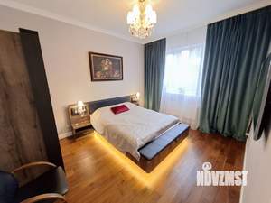 Дом 350м², 3-этажный, участок 21 сот.  