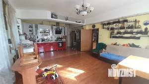 Дом 220м², 2-этажный, участок 12 сот.  