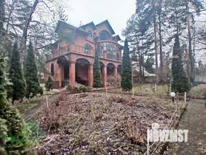 Коттедж 440м&sup2;, 3-этажный, участок 27 сот.  