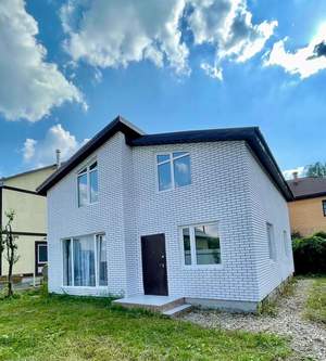 Дом 156м&sup2;, 2-этажный, участок 4 сот.  