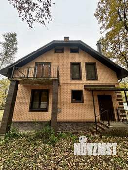 Дом 200м&sup2;, 2-этажный, участок 14 сот.  