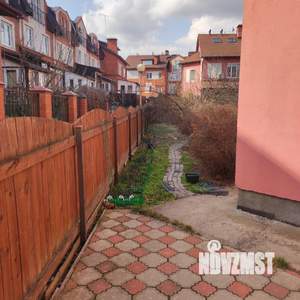 Таунхаус 180м², 4-этажный, участок 2 сот.  