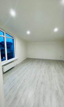 Дом 156м&sup2;, 2-этажный, участок 4 сот.  