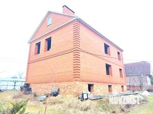 Дом 242м², 2-этажный, участок 12 сот.  