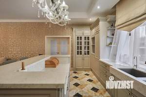 Дом 228м², 2-этажный, участок 8 сот.  