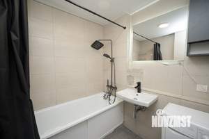 Студия квартира, на длительный срок, 28м2, 16/17 этаж