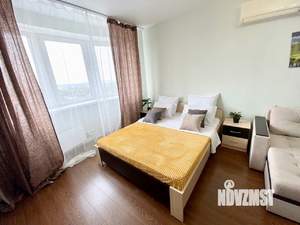 Студия квартира, посуточно, 40м2, 13/17 этаж