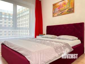 2-к квартира, посуточно, 42м2, 8/25 этаж