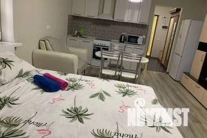 1-к квартира, посуточно, 32м2, 8/18 этаж