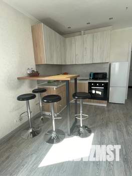 Студия квартира, посуточно, 33м2, 18/18 этаж