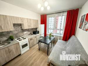 1-к квартира, посуточно, 38м2, 7/15 этаж