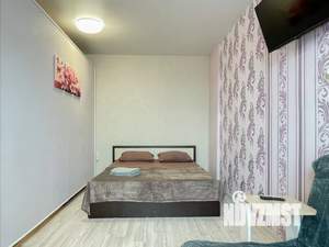 Студия квартира, посуточно, 38м2, 16/17 этаж