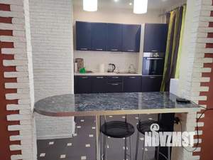 1-к квартира, посуточно, 33м2, 9/17 этаж