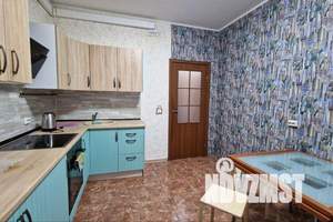3-к квартира, посуточно, 72м2, 8/17 этаж