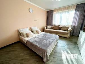 1-к квартира, посуточно, 40м2, 17/22 этаж