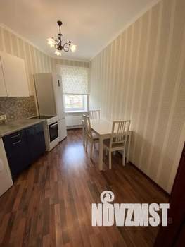 1-к квартира, посуточно, 35м2, 3/3 этаж