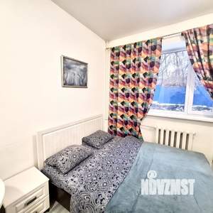 1-к квартира, посуточно, 13м2, 1/1 этаж