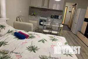 1-к квартира, посуточно, 32м2, 8/18 этаж