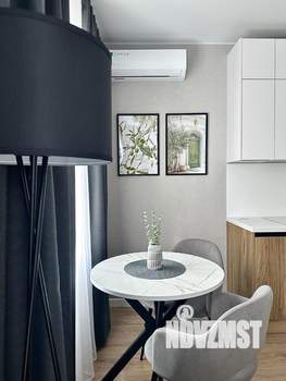 Студия квартира, посуточно, 28м2, 10/17 этаж