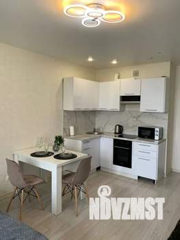 Студия квартира, посуточно, 32м2, 10/25 этаж